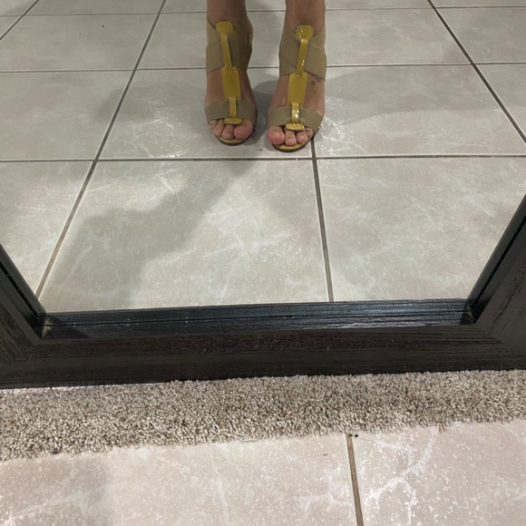 Manolo Blahnik nude/leopard sandals 40 - Picture 5 of 7